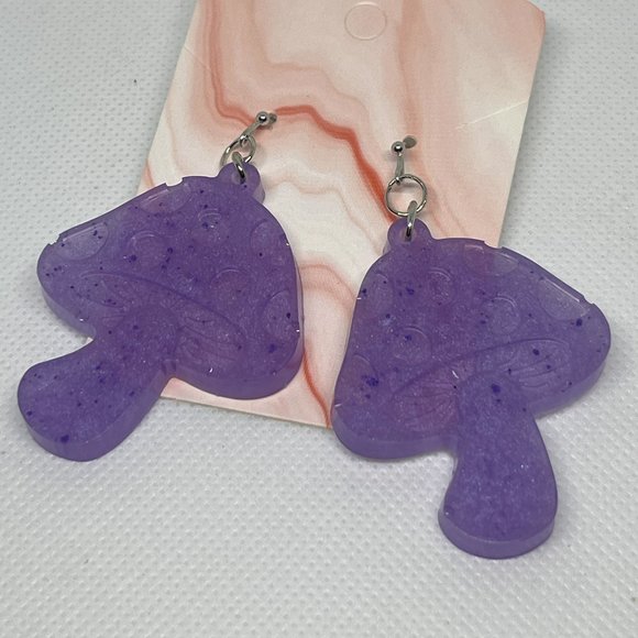 Handmade resin Mushroom Earrings - Picture 8 of 9